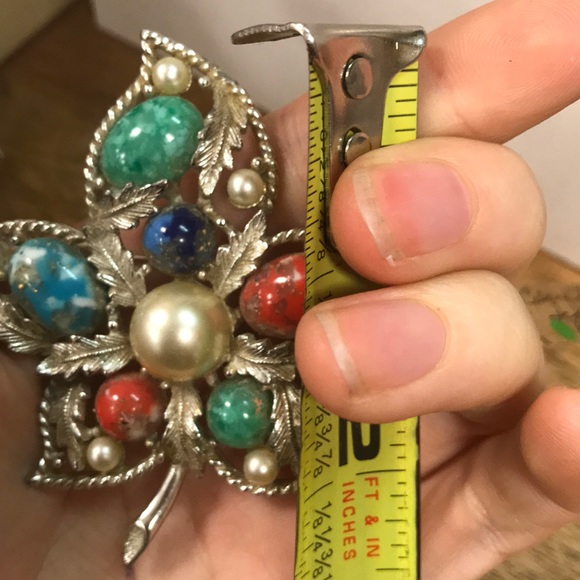 Sarah Cov. Bold Vintage Holiday Maple Leaf Brooch - Picture 6 of 6